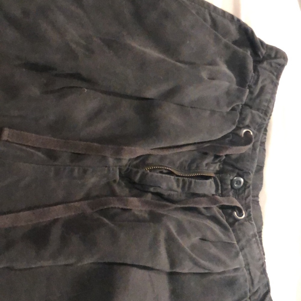 American eagle black dress pants// size 6 // stretchy // button &zipper - Picture 2 of 3